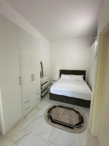 Kompleksi Tre Shqiponjat