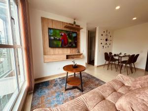 Espectacular vista, apto de lujo, piscina, gym