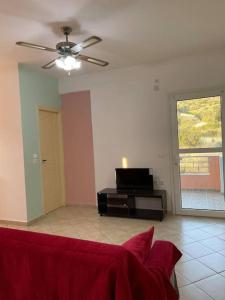 Spacious Quiet Apartment for Relaxed Holidays 2