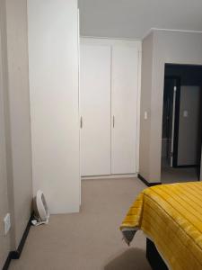 Cozy Apartment In A 19 Hole Golf Course, Roodepoort