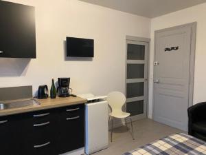 Charmant Studio meublé 349