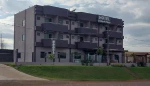 Conforto Plaza Hotel - Refugio Piñalitos