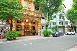 Sam Royal Apartment