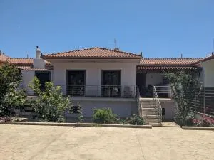 Corinthian Family Home - 伊斯米亚