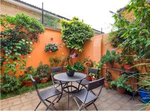 The Clapham 2-Bedroom Flat with Private Patio