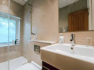 The Sandy Studio Flat In Petersham