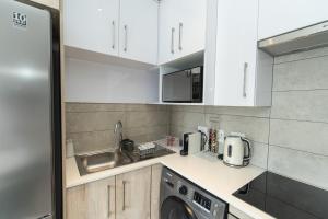 Modern apartment near the beach