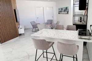 Deluxe Apartment in Ramat Gan Next to Sheba Hospital - Azor