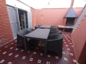 CASA CENTRICA EN LA CIUDAD DEL BUEN VlNO - HASTA 8 PERSONAS
