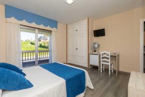 Double or Twin Room with Terrace room in Hotel Foxos