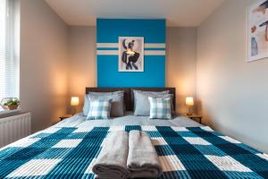 Comfort 4 Bedrooms-Sleeps 8-Long Term Disc-Driveway