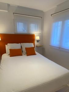 NUEVO!! Apartamentos San Antonio - al lado de la CATEDRAL