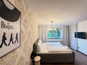 BaMo Studio - city living vintage