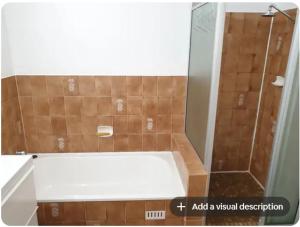 Dana-Private Room in 3-Bedroom Apartment 2