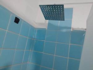 cómodo y cerca de todo