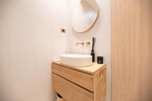 Luxury Flat Eiffel Tower View