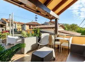 Llanes Porrúa ático - 涅姆布罗