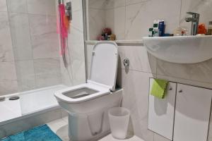 Stylish and spacious new flat