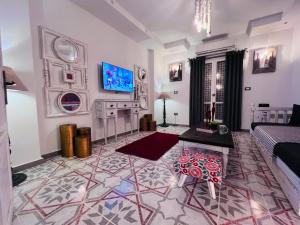 Ma Maison Gleem, Alexandria