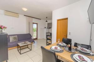 Apartments Plaza Daniela