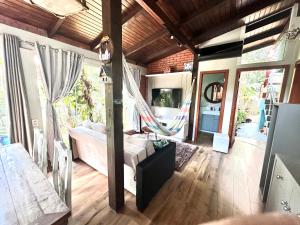 RECANTO DOS PASSARINHOS LINDA CASA COM 2 quartos