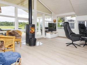 Holiday home Sjølund II