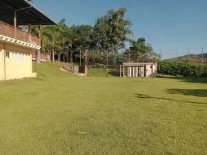 Pousada Vale Verde - Campo de Futebol- Piscina - Vista para Serra - 卡皮托利乌
