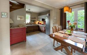 Gorgeous Home In Ustron With Wifi