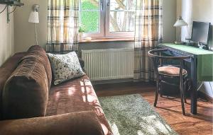 Gorgeous Home In Ustron With Wifi