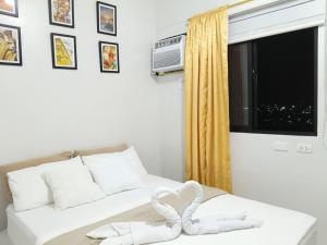 E&D Royal OceanCrest Mactan - 1BR Full Suite with Balcony and Rooftop with panoramic view near Airport