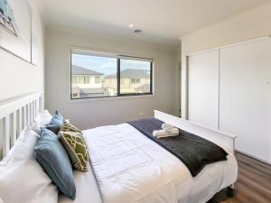 Modern Berwick Home with Fast WiFi Garage