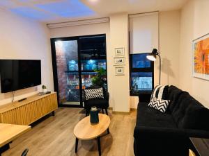 MONTERRICO POLO APARTS #17 - Dpto de estreno con Balcón Frente Embajada USA