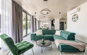 Amazing Home In Modrusani With Sauna 