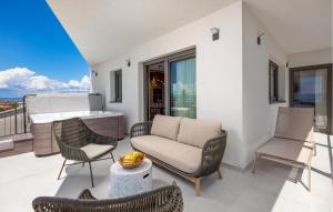 Beautiful Apartment In Omisalj 