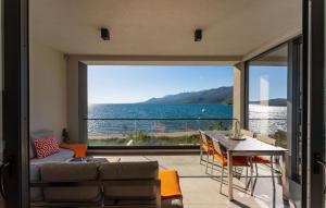 Gorgeous Apartment In Rovanjska