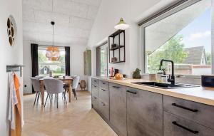 3 Bedroom Pet Friendly Home In Ørsted