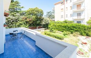 4 Bedroom Amazing Home In Laura