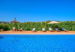 Son Costa, villa típica mallorquina con piscina