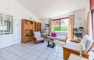 2 Bedroom Nice Home In Lemmer