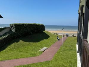 Cabourg: Bel appartement 3 pièces vue mer, 2 balcons, animaux admis - FR-1-487-370