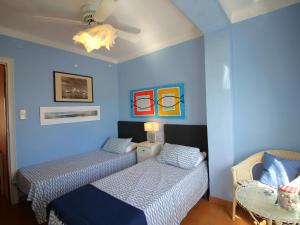 Ático acogedor con gran terraza cerca de la playa de La Farella, Llançà - ES-228-191