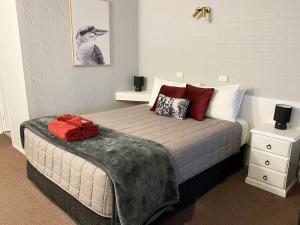 웨스트 위아롱 Country Roads Motor Inn 호텔 스위트룸