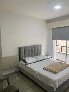 Edificio Torrecillas en zona central y exclusiva - Tribunas