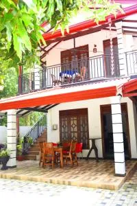 Sasanda Villa and Yala Safari Place - 基林德