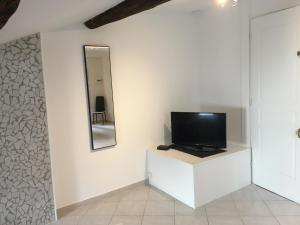 Épices 1 au cœur du centre ville historique de Serignan