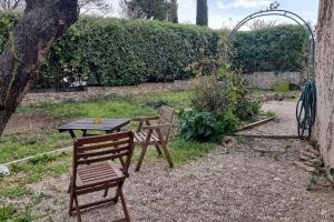Maisons de vacances Maisonnette et jardin a 5mn de la plage La Ciotat : photos des chambres