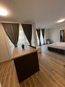 GREEN PARK Apartments and rooms for guests