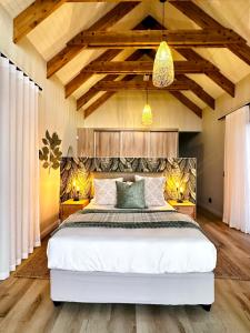 Thalassophile Beach House - Heated Pool