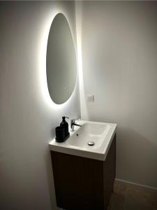 Casa Una - Hypercentre proche gare SNCF et Port