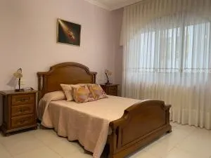 Casa con gran finca en el centro de Xove - Juances